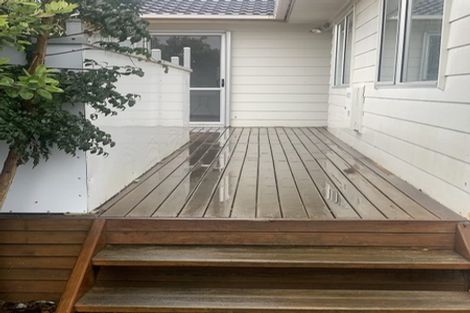 Photo of property in 357 Don Buck Road, Massey, Auckland, 0614