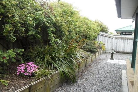 Photo of property in 156b Guildford Drive, Paraparaumu Beach, Paraparaumu, 5032