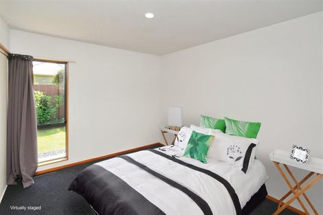 Photo of property in 52 Northcote Road, Northcote, Christchurch, 8052