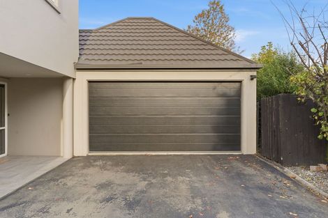 Photo of property in 14 Harlech Mews, Avonhead, Christchurch, 8042