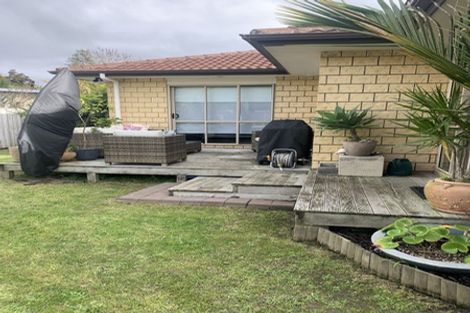 Photo of property in 11a Grainger Road, Te Atatu South, Auckland, 0610