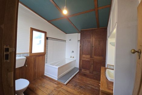 Photo of property in 52 Richmond Street, Petone, Lower Hutt, 5012