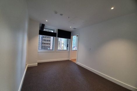 Photo of property in 155 Queen Street, Northcote Point, Auckland, 0627
