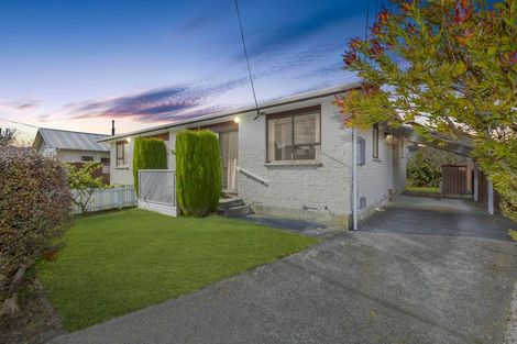 Photo of property in 48f2- Kowhai Avenue, Ebdentown, Upper Hutt, 5018