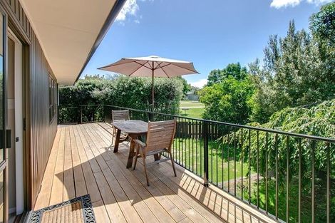 Photo of property in 112a Avondale Road, Taradale, Napier, 4112