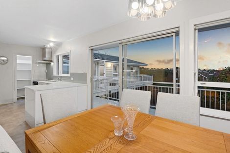 Photo of property in 32 Galaxy Drive, Mairangi Bay, Auckland, 0630