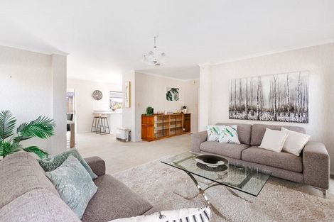 Photo of property in 215 Gloucester Road, Mount Maunganui, 3116