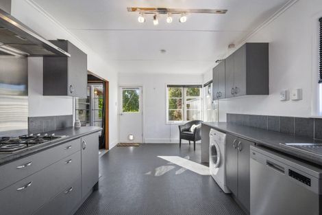 Photo of property in 8 Hillsview Crescent, Taumarunui, 3920