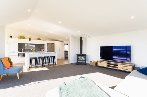 Photo of property in 10 Allen Road, Green Island, Dunedin, 9018