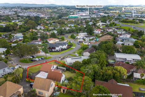 Photo of property in 16 Woodhouse Place, West Harbour, Auckland, 0618
