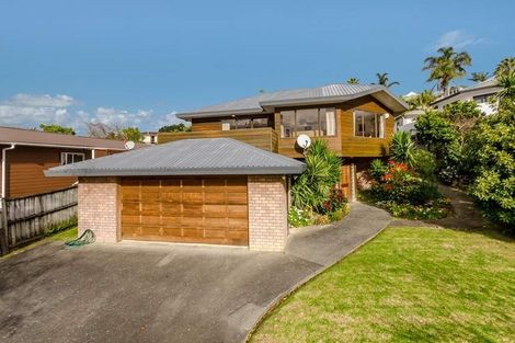 Photo of property in 23 Fitzwilliam Drive, Torbay, Auckland, 0630