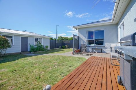 Photo of property in 1 Stirling Street, Windsor, Invercargill, 9810