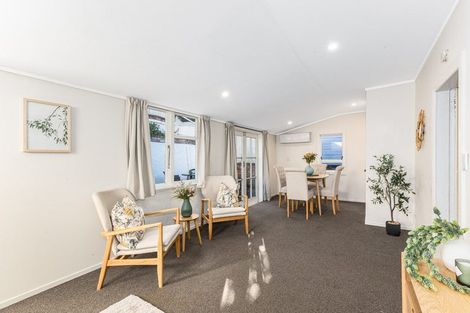 Photo of property in 4 Hanson Street, Mount Cook, Wellington, 6021