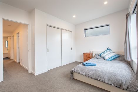 Photo of property in 7u1 Handyside Street, Tawa, Wellington, 5028