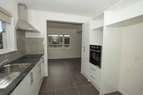 Photo of property in 32 Harwood Crescent, Otara, Auckland, 2023