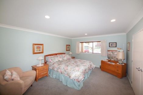 Photo of property in 7 Eastcott Grove, Churton Park, Wellington, 6037
