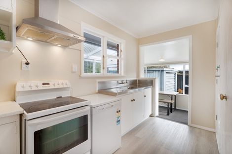Photo of property in 2/49a Shakespeare Avenue, Trentham, Upper Hutt, 5018