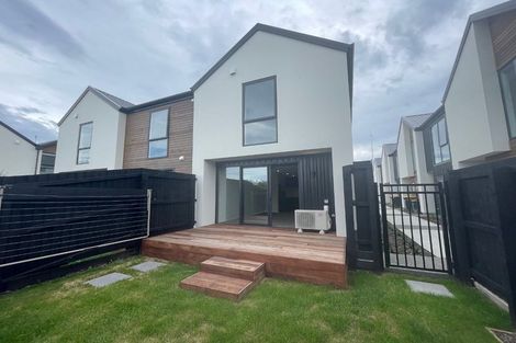 Photo of property in 9/27 New Brighton Road, Shirley, Christchurch, 8061