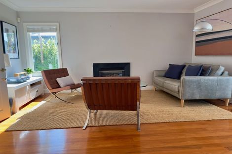 Photo of property in 84 Parr Terrace, Castor Bay, Auckland, 0620