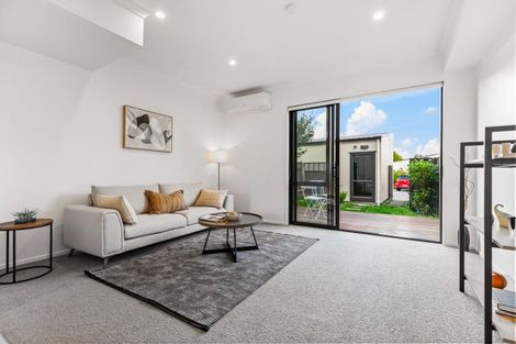Photo of property in 31 De Havilland Road, Hobsonville, Auckland, 0618
