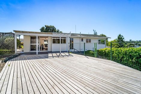 Photo of property in 10 Helvetia Drive, Browns Bay, Auckland, 0630