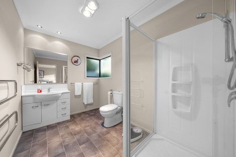 Photo of property in 110 Butcher Road, Pukekohe, 2120