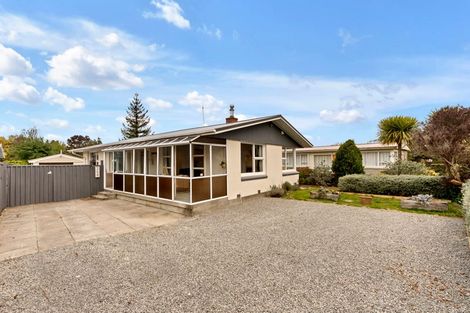 Photo of property in 258 Main North Road, Redwood, Christchurch, 8051