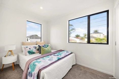Photo of property in 1f Deering Place, Papatoetoe, Auckland, 2025