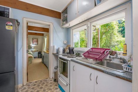 Photo of property in 10 The Rigi, Northland, Wellington, 6012