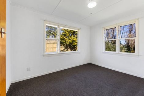 Photo of property in 114a Pioneer Road, Moturoa, New Plymouth, 4310