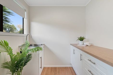 Photo of property in 18 Waikareao Way, Brookfield, Tauranga, 3110