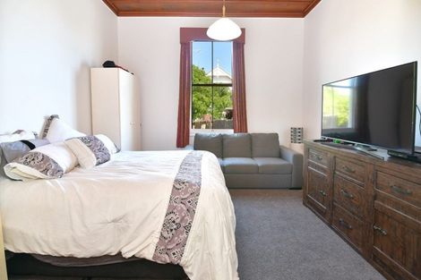 Photo of property in 31 Garfield Road, Helensville, 0800