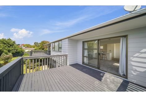 Photo of property in 6 Noble Street, Waiuku, 2123