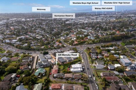 Photo of property in 5/9 Manuka Road, Bayview, Auckland, 0629