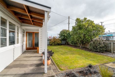 Photo of property in 121 Dixon Street, Masterton, 5810