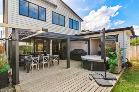 Photo of property in 8 Hato Road, Hobsonville, Auckland, 0616