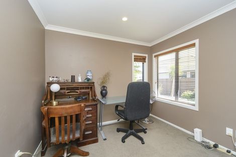 Photo of property in 6 Diamond Court, Ashhurst, 4810