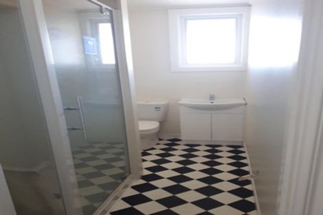 Photo of property in 1/165 Hinemoa Street, Birkenhead, Auckland, 0626
