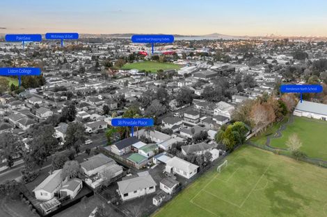 Photo of property in 38 Pinedale Place, Henderson, Auckland, 0610