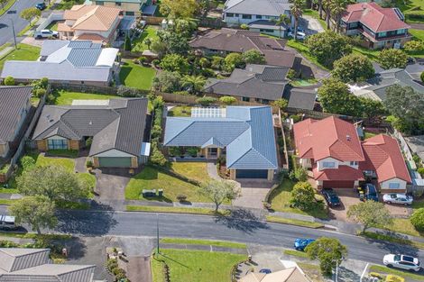 Photo of property in 6 Fulmar Way, Unsworth Heights, Auckland, 0632