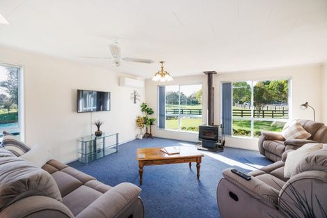 Photo of property in 112 Avenue Road, Foxton, 4891