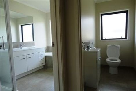 Photo of property in 67 Castellina Drive, Karaka, Papakura, 2113