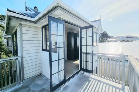 Photo of property in 50a Freyberg Street, Lyall Bay, Wellington, 6022