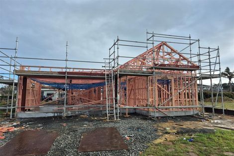 Photo of property in 4 Mataikokako Loop, Kawakawa Bay, 2585