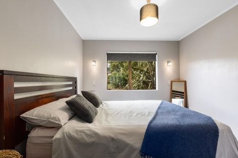 Photo of property in 11 Picketboat Lane, Whitby, Porirua, 5024