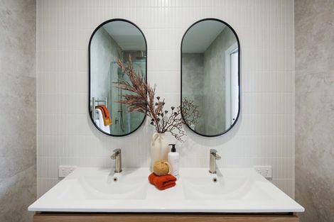 Photo of property in 68 Freedom Drive, Kelvin Grove, Palmerston North, 4414