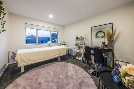 Photo of property in 245a Hobsonville Road, Hobsonville, Auckland, 0618