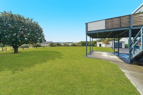 Photo of property in 6 Deacon Road, Riverhead, Kumeu, 0892