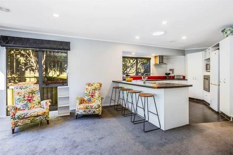 Photo of property in 18 Joseph Banks Drive, Whitby, Porirua, 5024