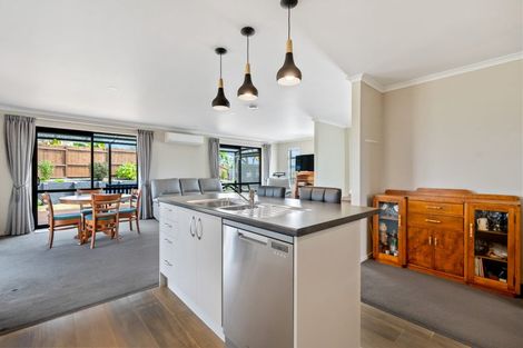 Photo of property in 50 Plover Street, One Tree Point, 0118